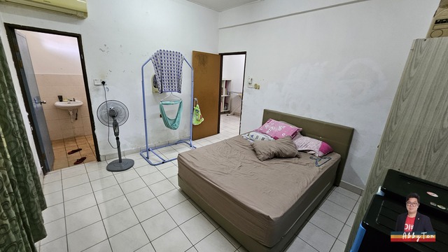 Taman Kingfisher Millenium | Family Home | Rumah Lama Perlu Touch-Up image