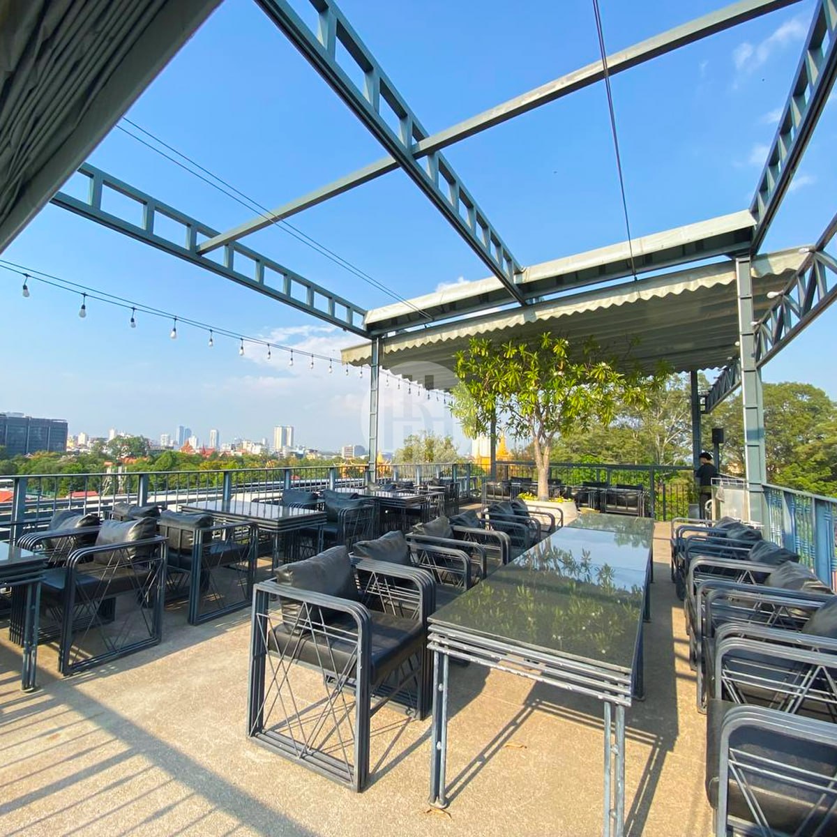  Restaurant For Rent image