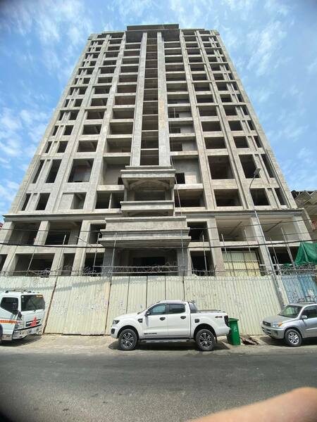 Service apartment For sale