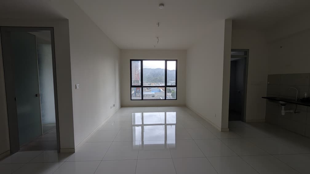 Emerald 9 Condominium image