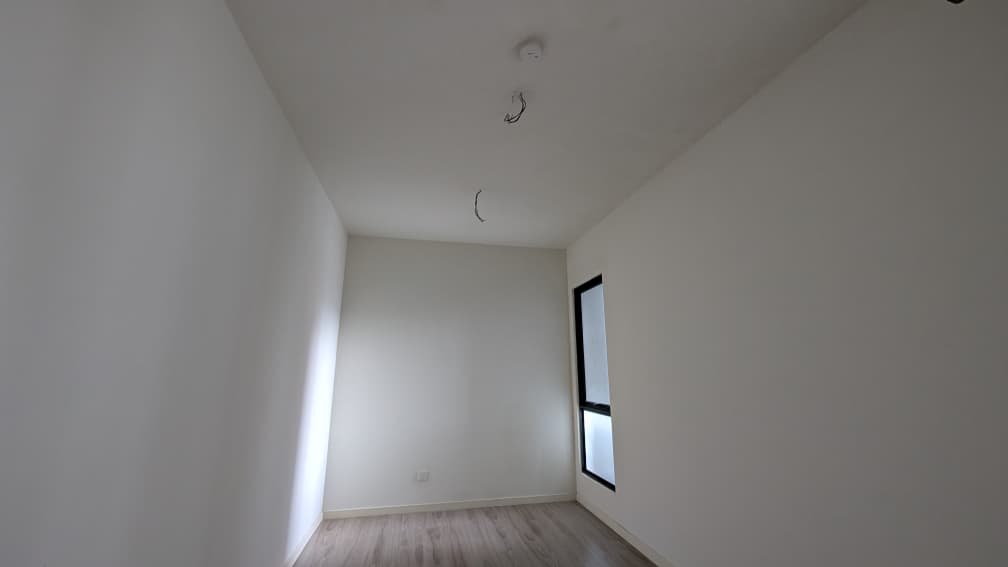 Emerald 9 Condominium image