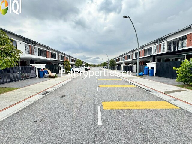 Elmina Green Three @ City of Elmina image