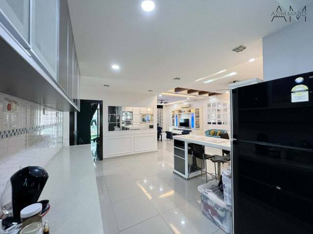 Zan Pavillion Sungai Ara, Penang image