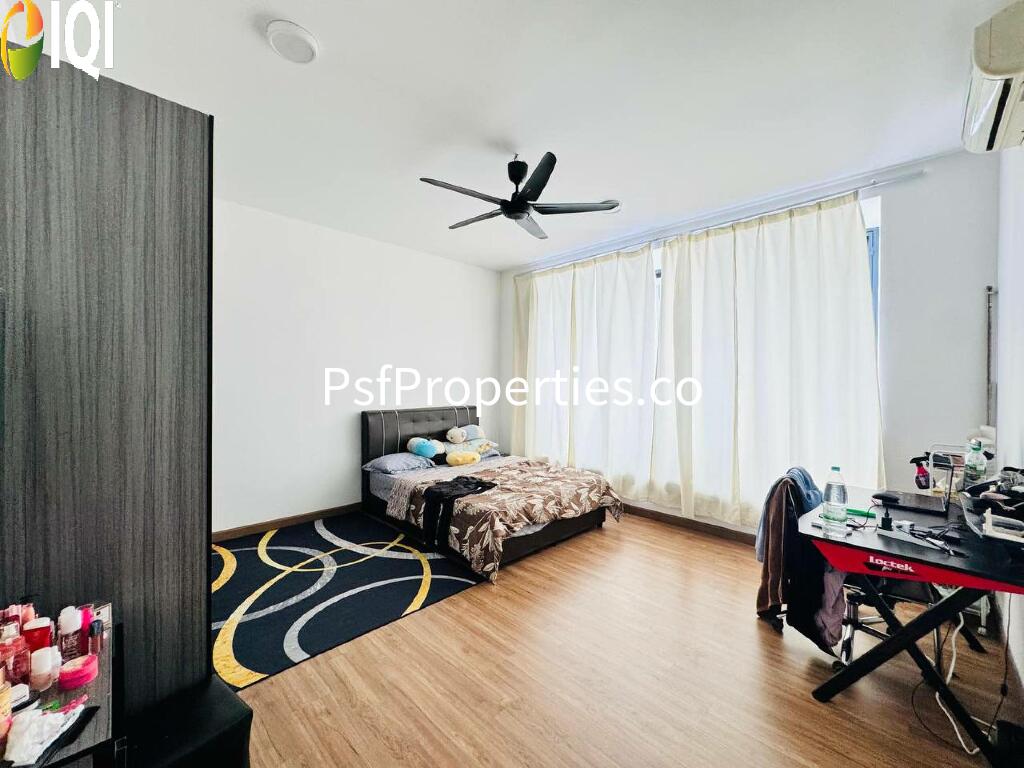 Elmina Green 5 image