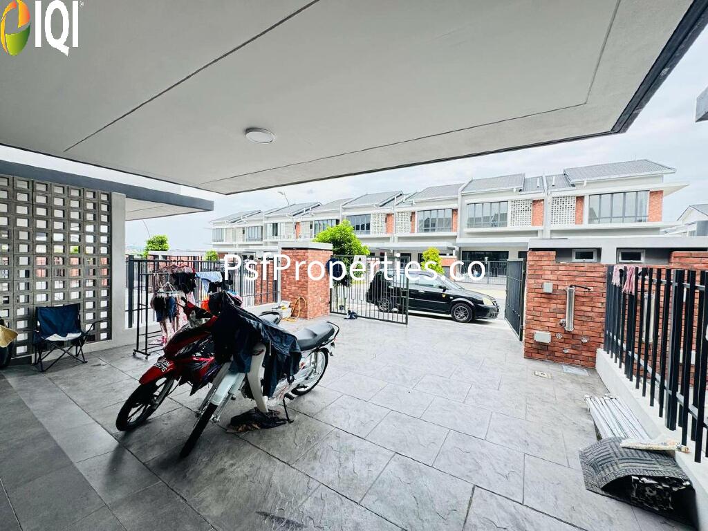 Elmina Green 5 image