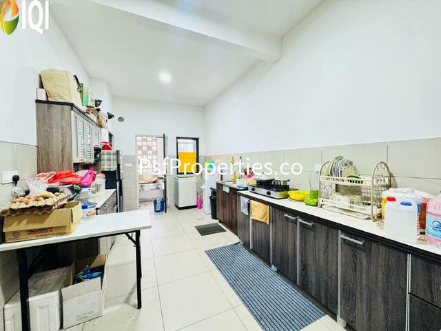 Elmina Green 5 image