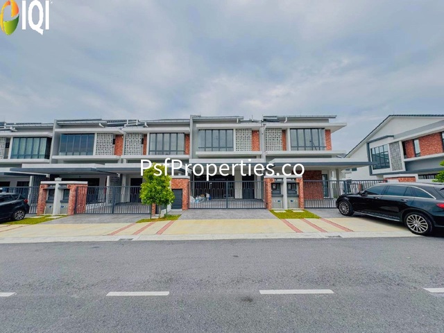 Elmina Green 5 image