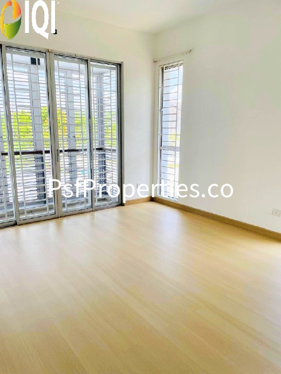 Ariza Elmina Gardens image