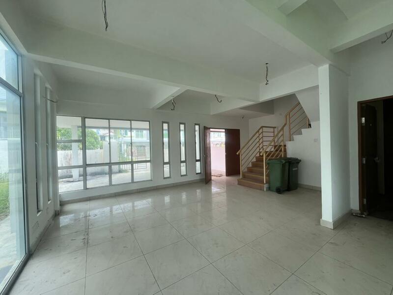 TAMAN CASA RIA, TUARAN