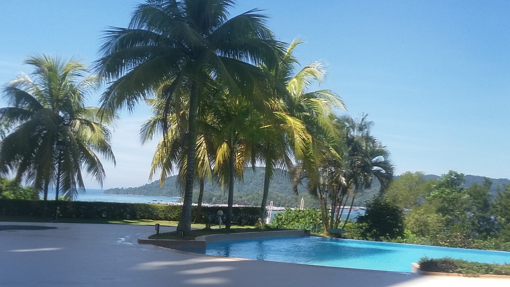 THE PEAK CONDOMINIUM image