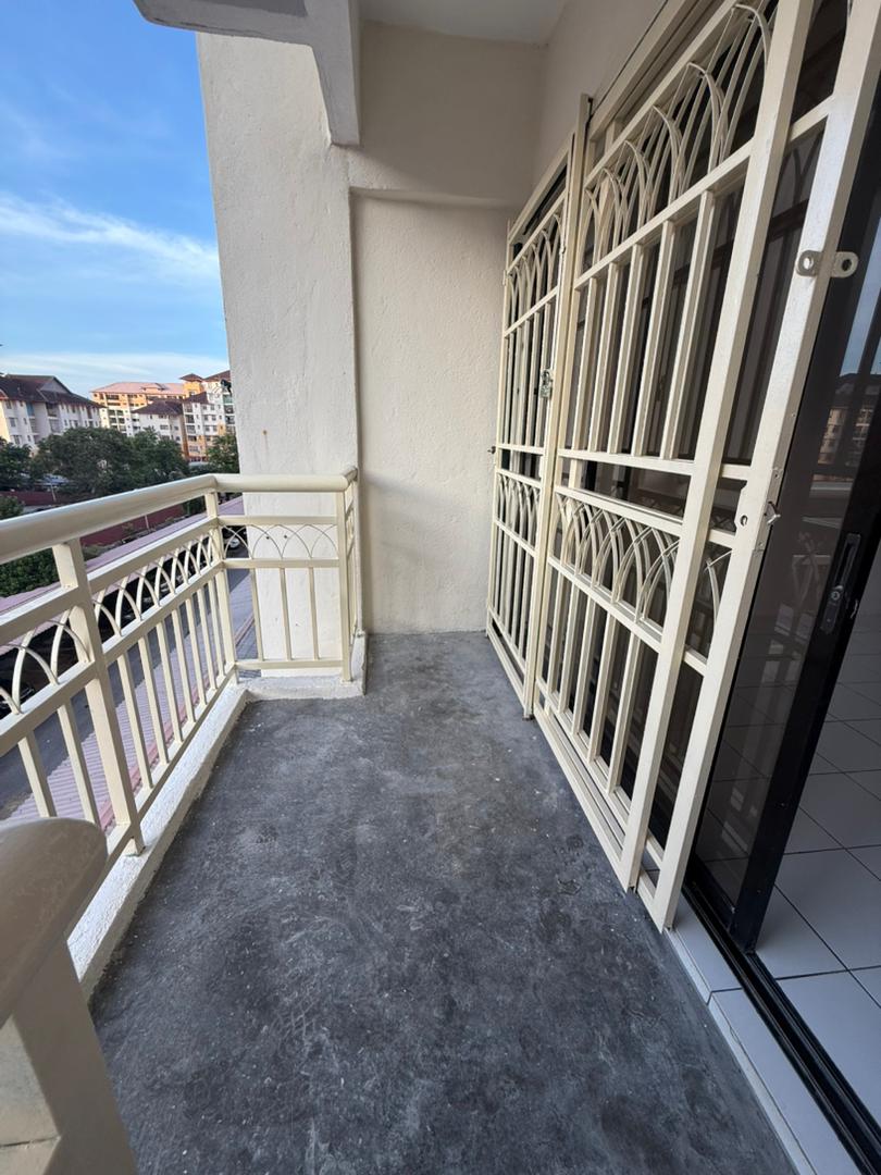 Vista Bayu Apartment, Taman Bayu Perdana image