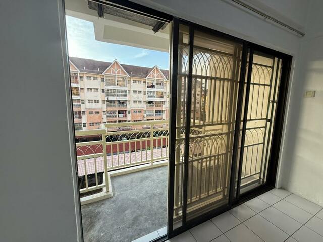 Vista Bayu Apartment, Taman Bayu Perdana image