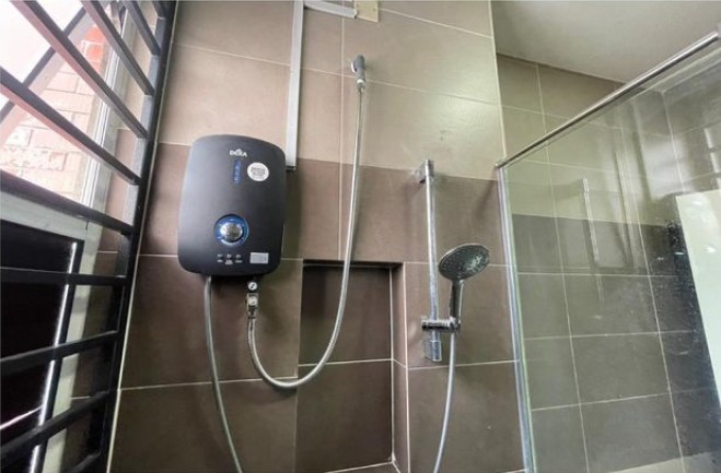 Goodview Heights image