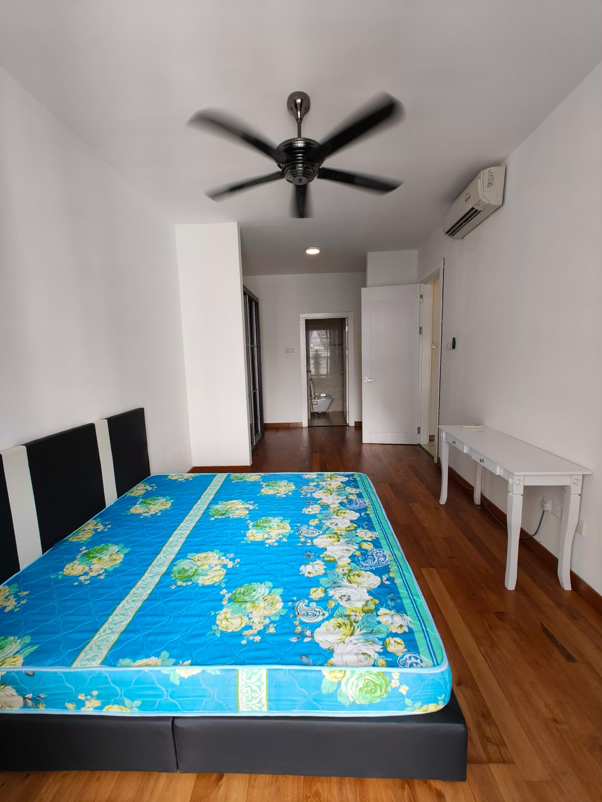 Jesselton Residences image