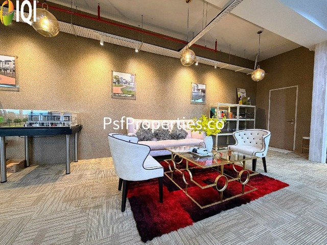 Radia Retail, Seksyen U8 photo