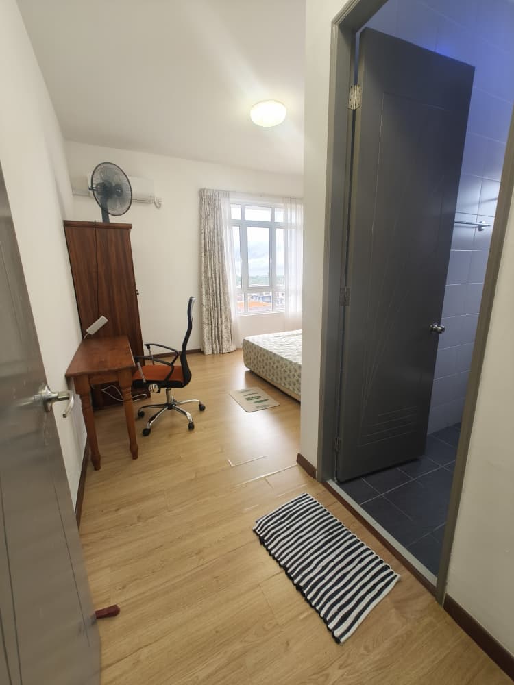 THE PALM CONDOMINIUM image