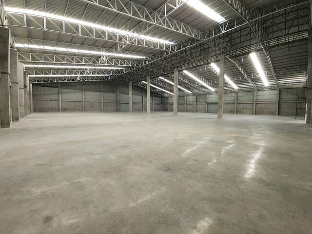 Large Warehouse for Rent at Lam Luk Ka Klong 8, Pathum Thani photo