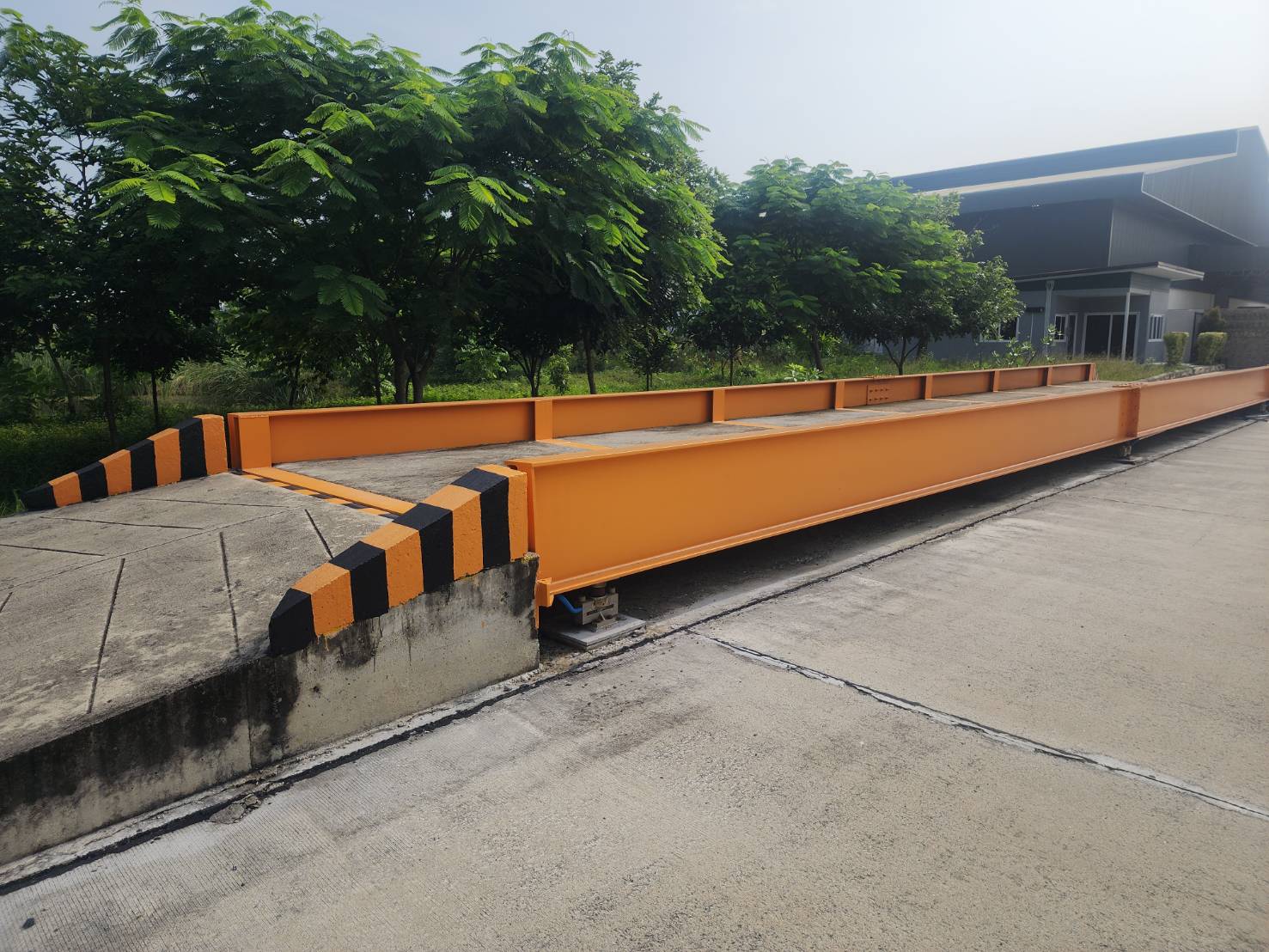 Large Warehouse for Rent at Lam Luk Ka Klong 8, Pathum Thani image