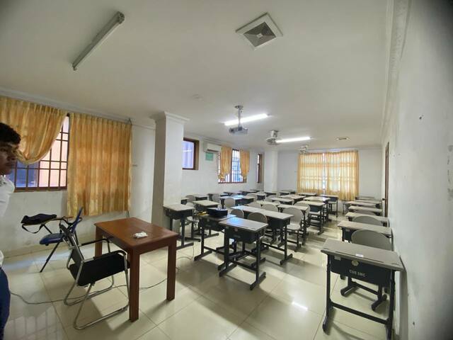  School For Rent image