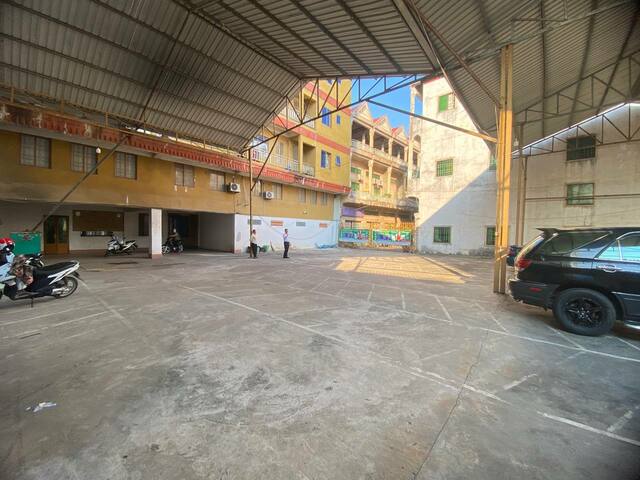 School For Rent image