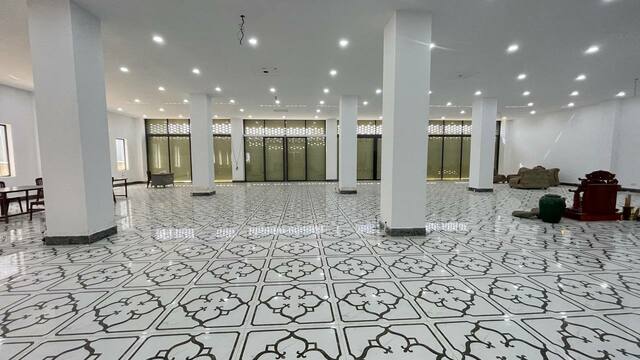 Building For sale image