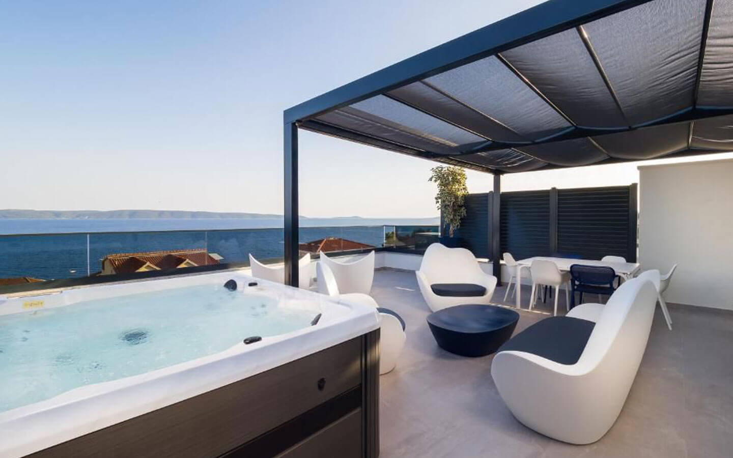 Three-bedroom Apartments with a Beautiful Sea view in Montenegrina Residence image