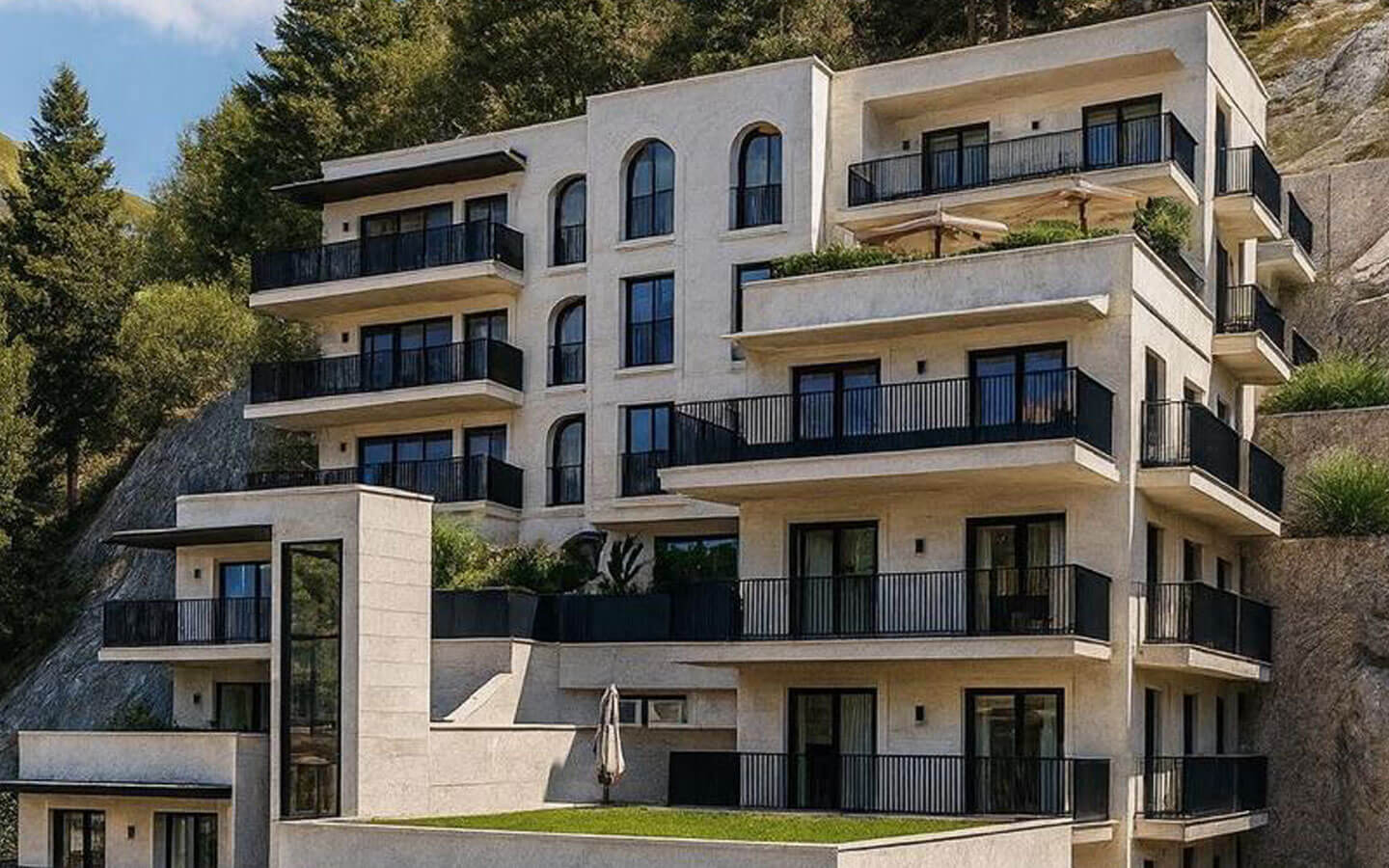 Three-bedroom Apartments with a Beautiful Sea view in Montenegrina Residence image
