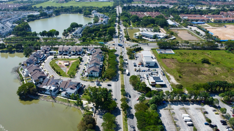 Laman Lakeside Bukit Raja image