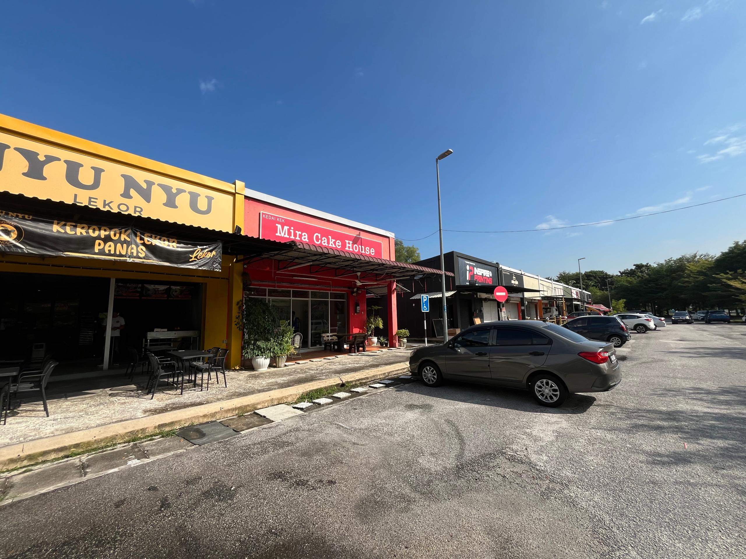 Laman Glenmarie image