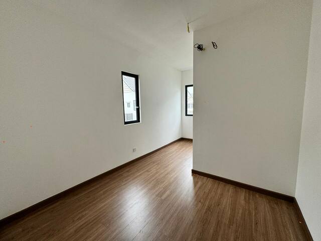 Sejati Lakeside 2 image