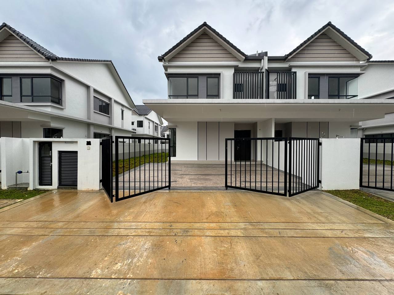 Sejati Lakeside 2 image