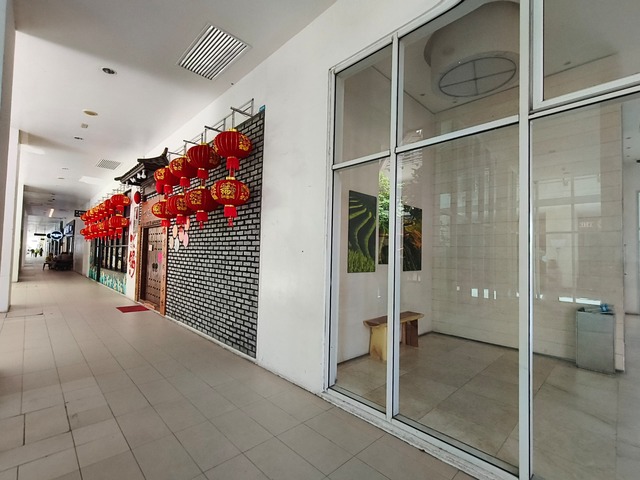 SUTERA AVENUE 