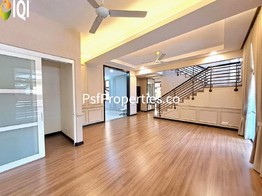 Bukit Jelutong image