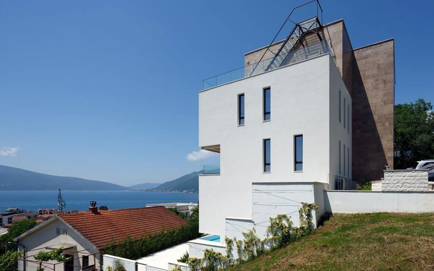 Two Modern Duplex Apartments in Donja Lastva Tivat image