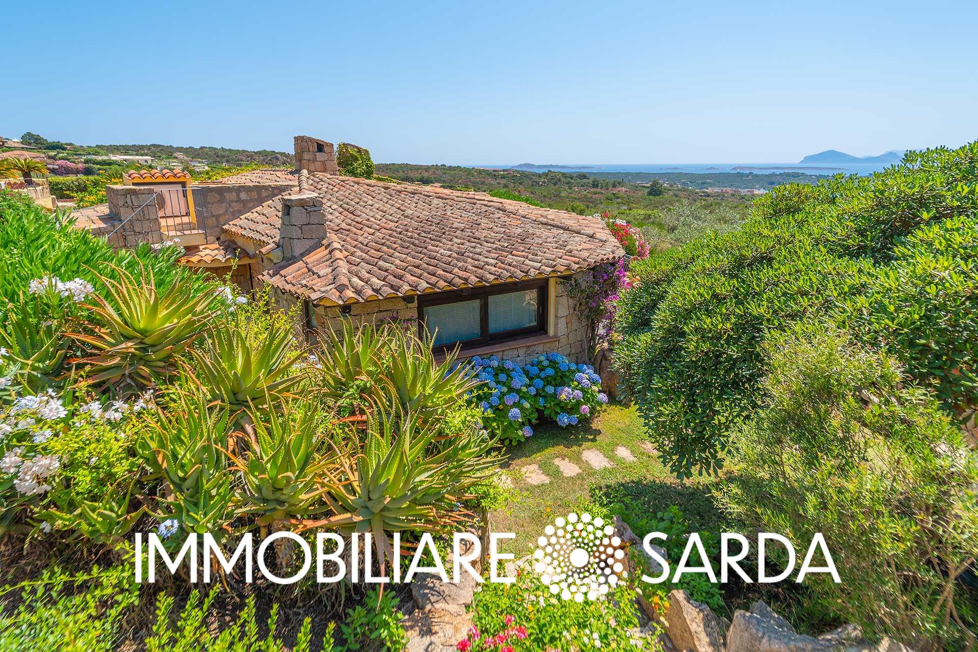 ARI-08-25 - Semi-detached villa with sea view over Capriccioli, Mortorio and Soffi – Porto Cervo | Abbiadori image