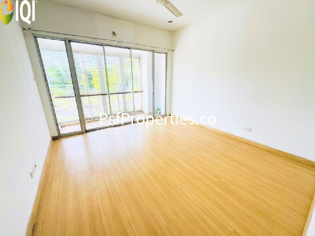 Ariza Elmina Gardens image