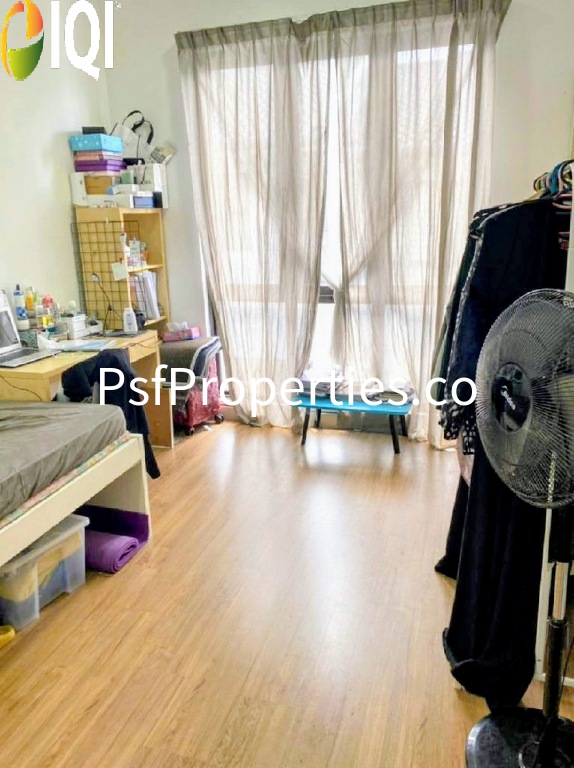 Elmina Valley 3 image