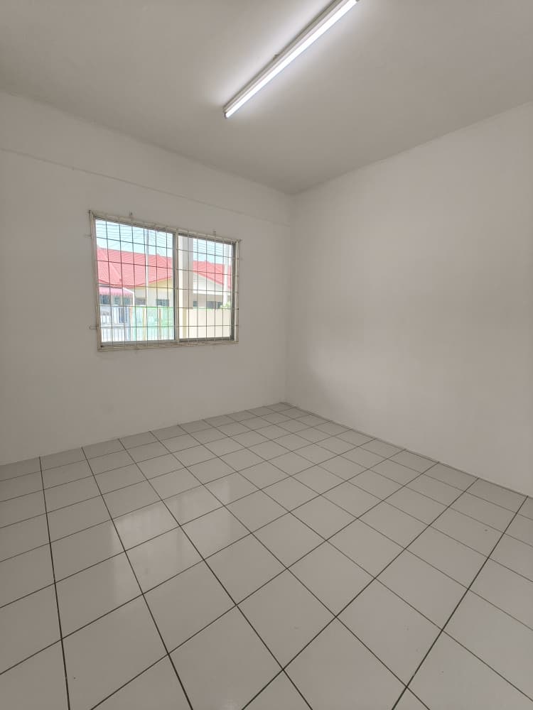 Taman JB Villa Beroni Park Land J image