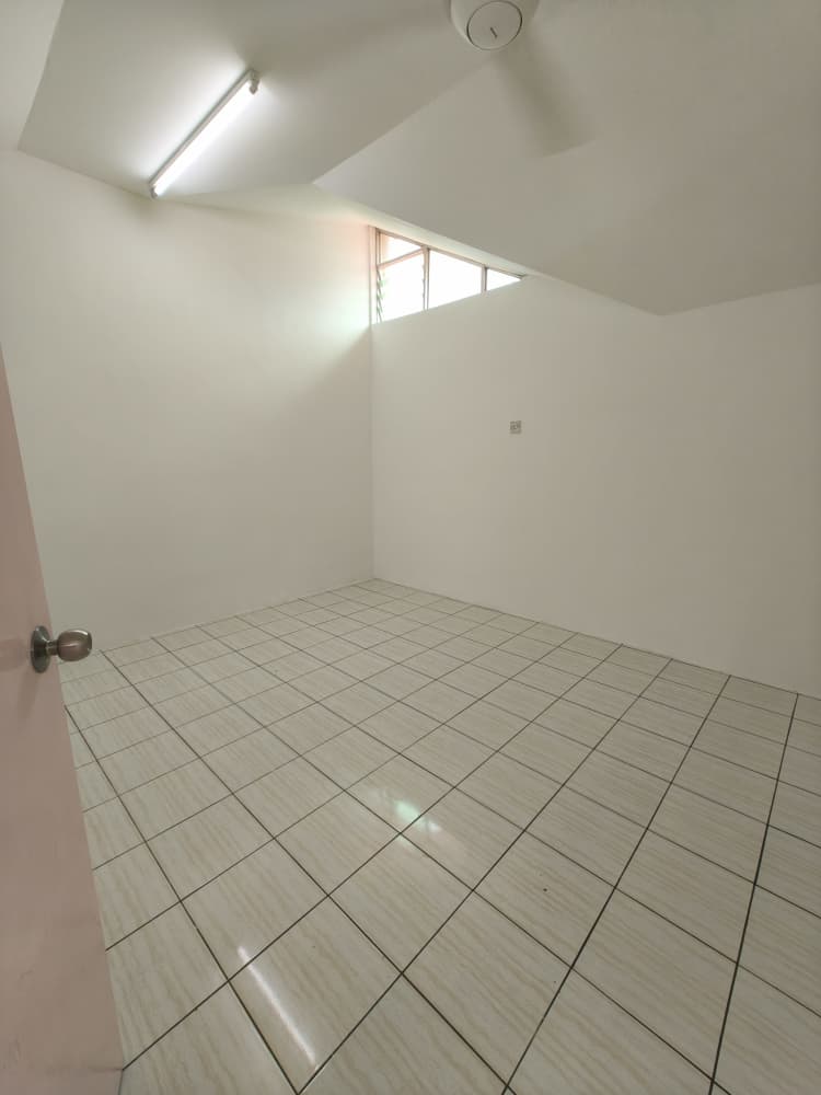 Taman JB Villa Beroni Park Land J image