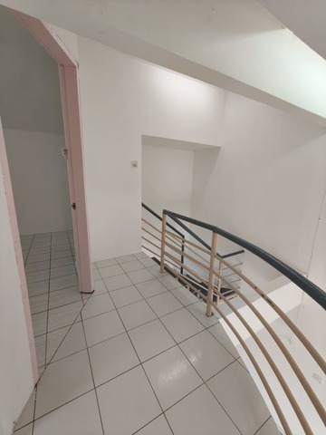 Taman JB Villa Beroni Park Land J image