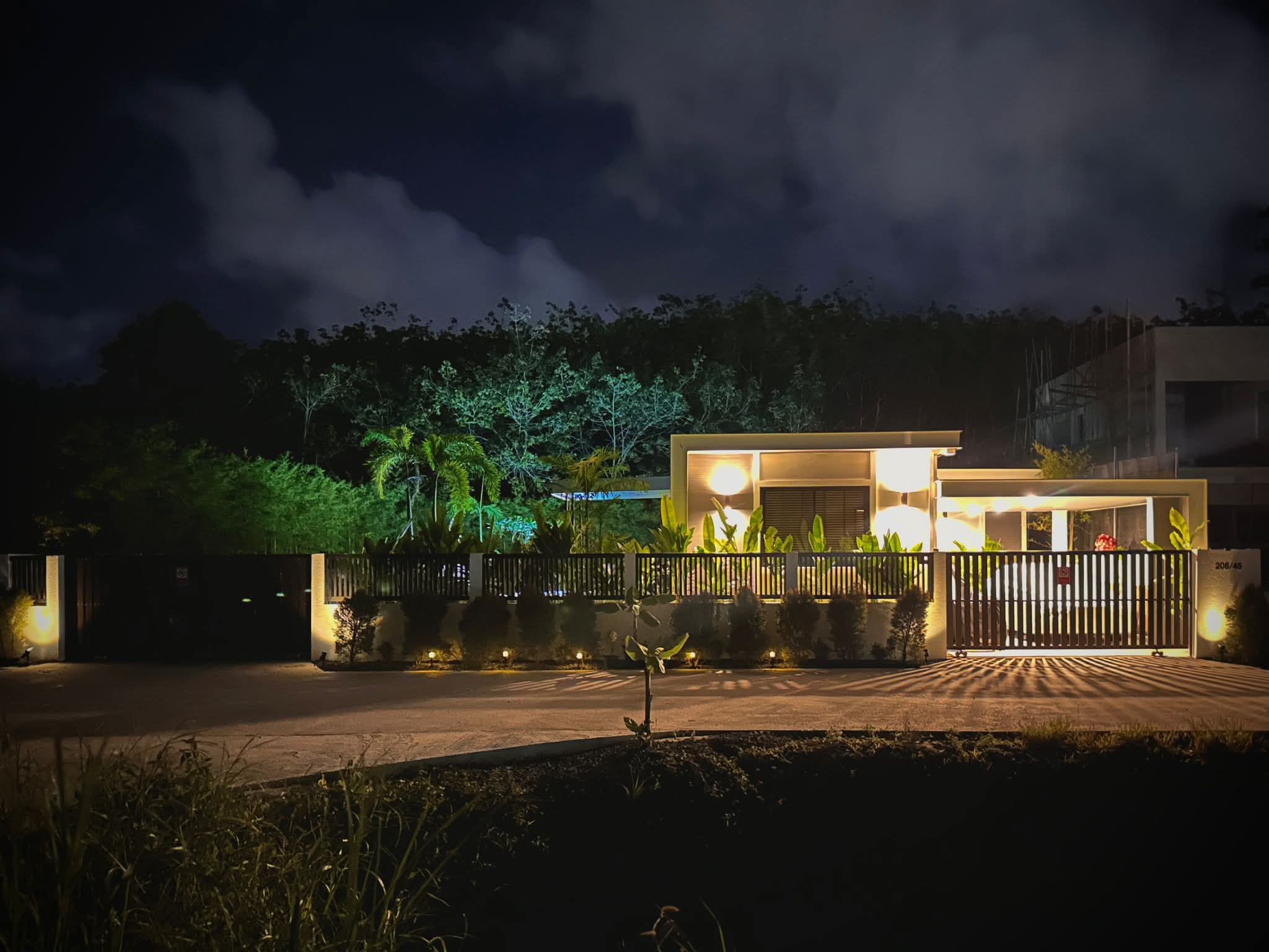 Private Pool House for Sale image