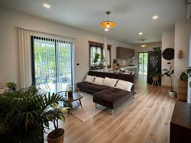 Private Pool House for Sale image