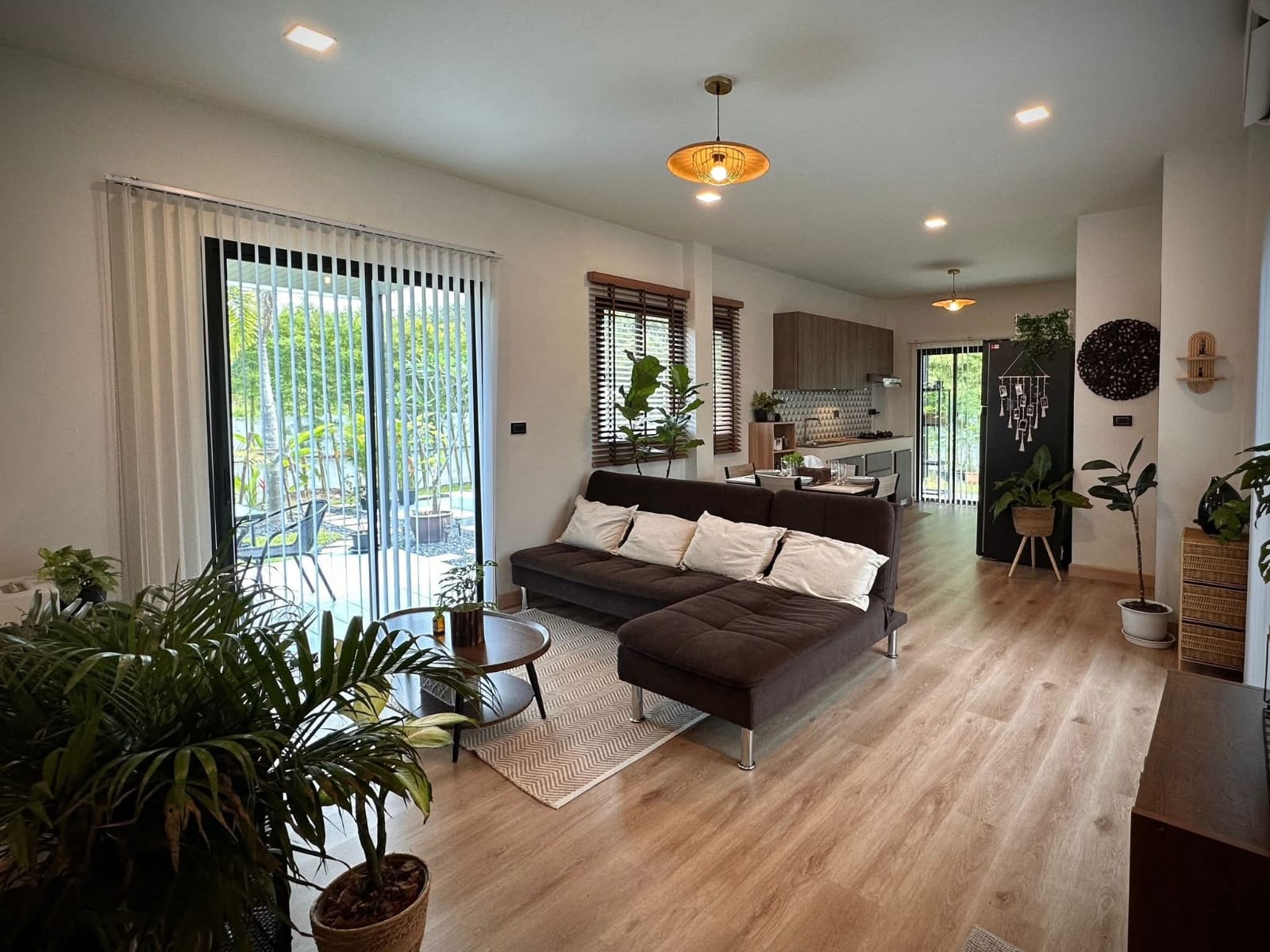 Private Pool House for Sale image