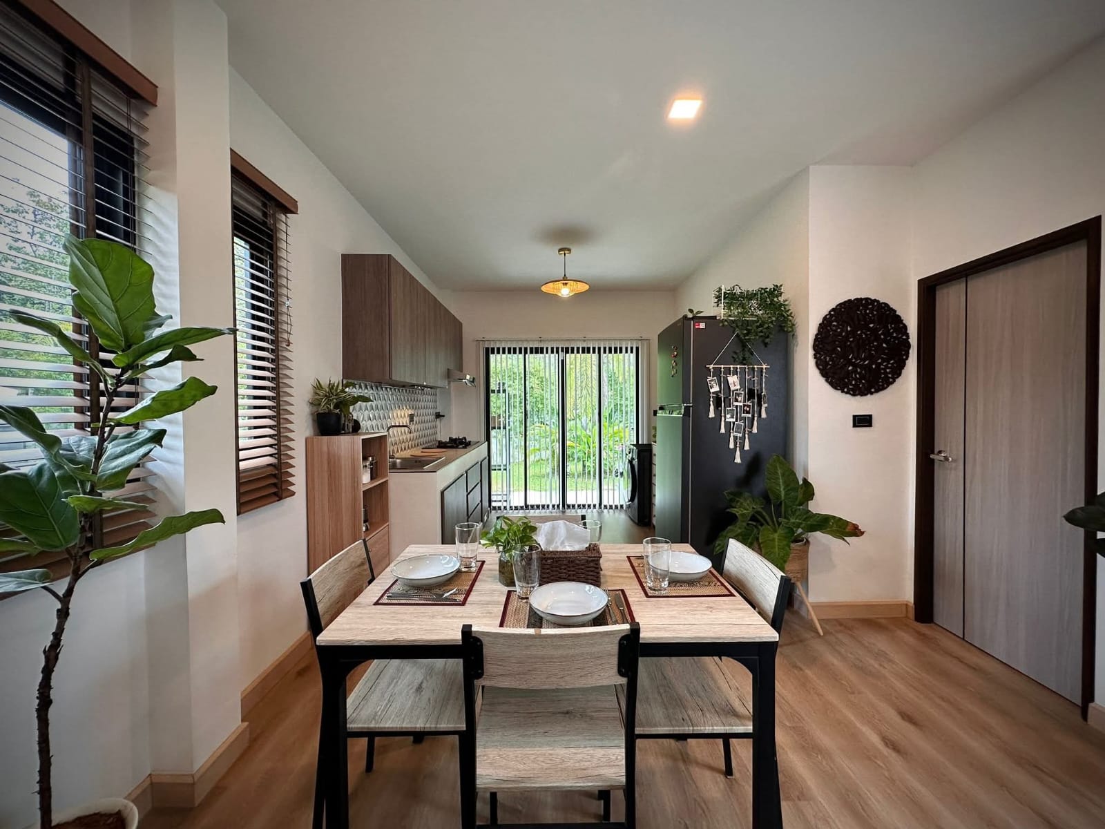 Private Pool House for Sale image