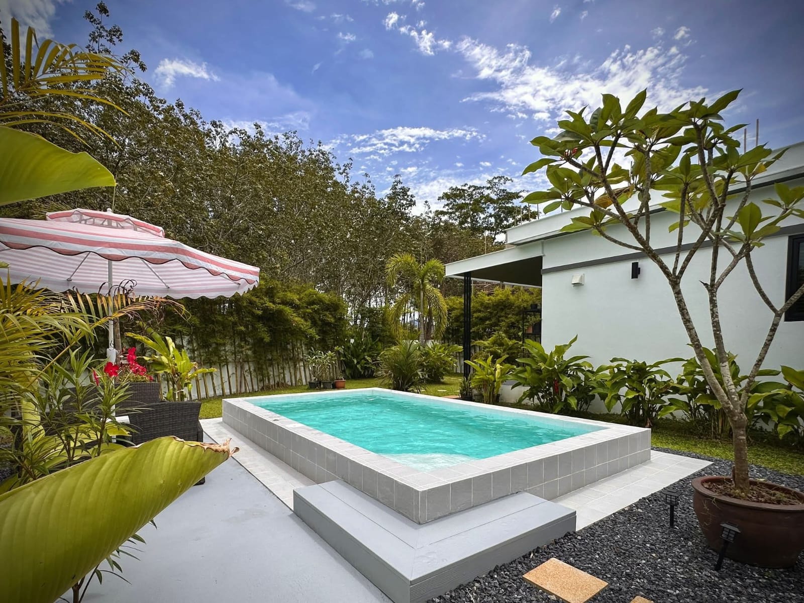 Private Pool House for Sale image