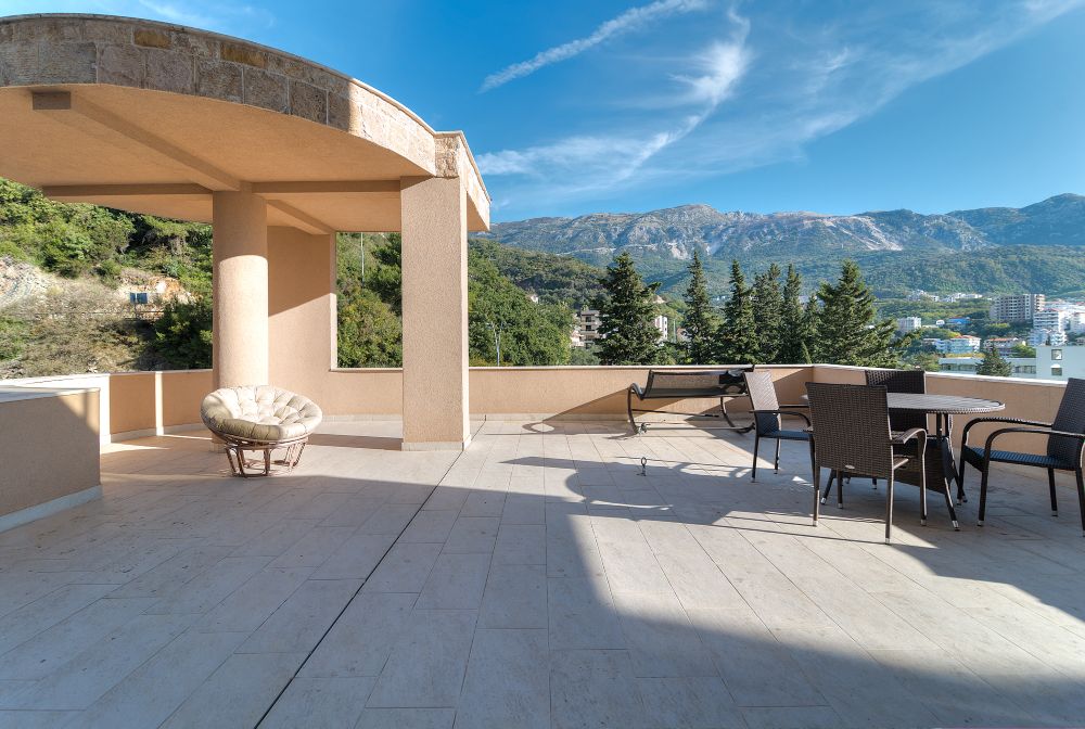 Sea-View Two-Bedroom Apartments in Harmonia building image