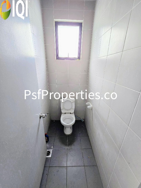 Laman Nadi, Elmina East image