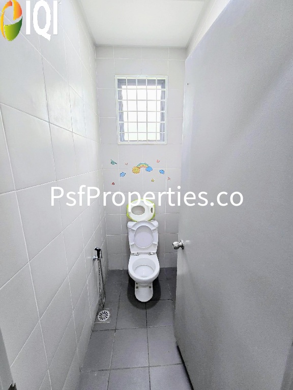 Laman Nadi, Elmina East image