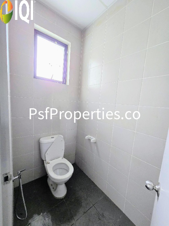 Laman Nadi, Elmina East image