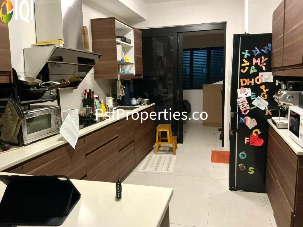 Elmina Valley 2 image